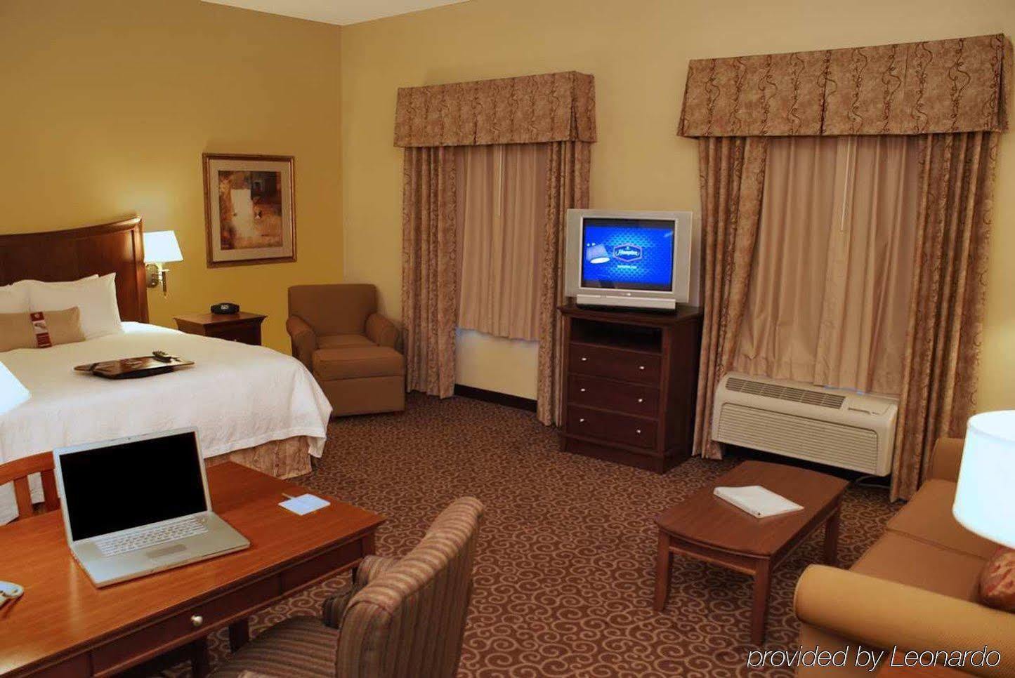 Hampton Inn & Suites Red Bluff Szoba fotó